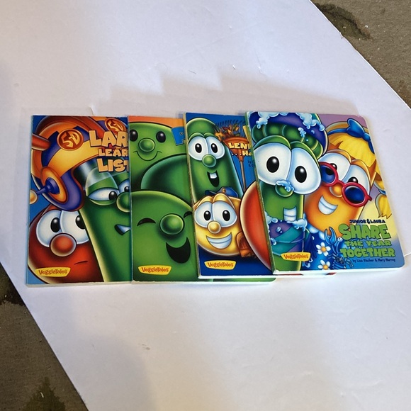 Books - Picture 8 of 8